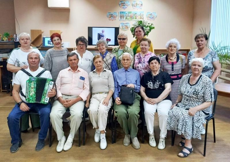 В библиотеке-экоцентре почтили память эколога, общественника Владимира Шувалова