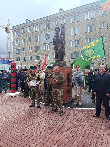 Торжественные мероприятия в Кузнецке: День пограничника и посвящение в «Юнармию»