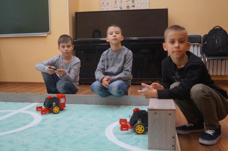 ФЕСТИВАЛЬ РОБОТОВ У СОСЕДЕЙ