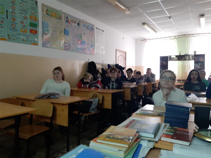 СТУДЕНТЫ ЗНАЮТ ПДД