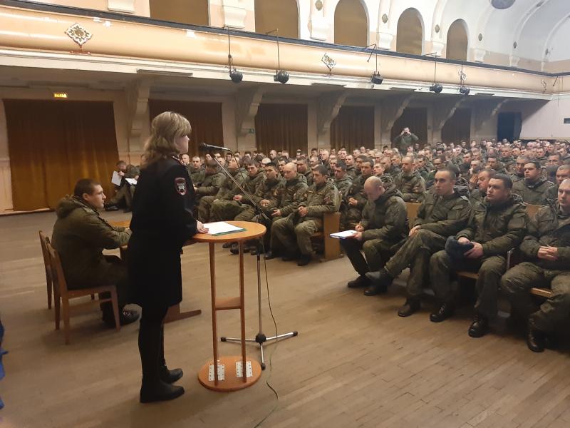 ВОЕННОСЛУЖАЩИЙ – БУДЬ ВНИМАТЕЛЬНЫМ ЗА РУЛЕМ