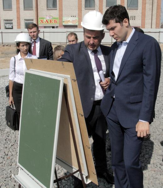 РАБОТЫ ИДУТ ПОЛНЫМ ХОДОМ