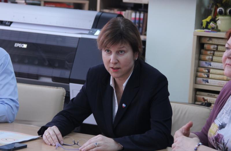 Светлана ТРУСЕНЕВА:  В КАЖДОЙ ШКОЛЕ БУДЕТ СОЗДАНА СЛУЖБА МЕДИАЦИИ