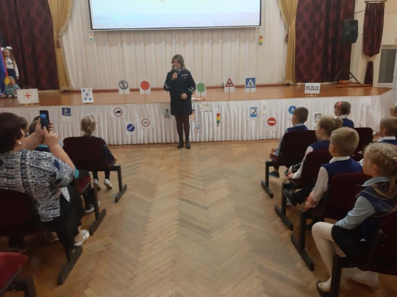 Первоклашек посвятили