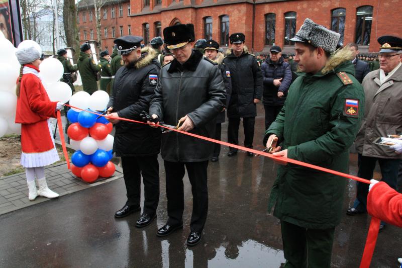 ПОДАРОК ВОЕННЫМ И ПРОСТО ЖИТЕЛЯМ