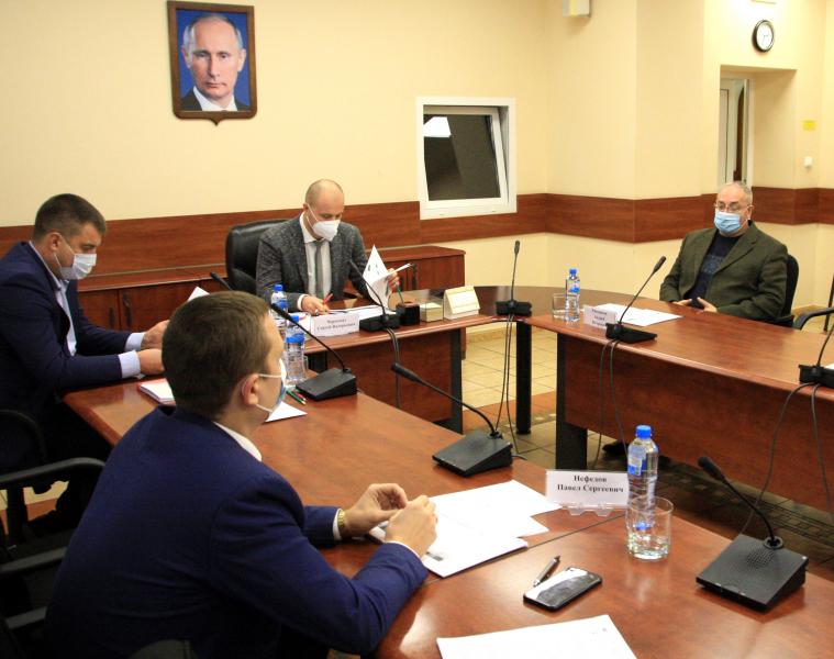 ОЗНАКОМИЛСЯ С ПЛАНАМИ
