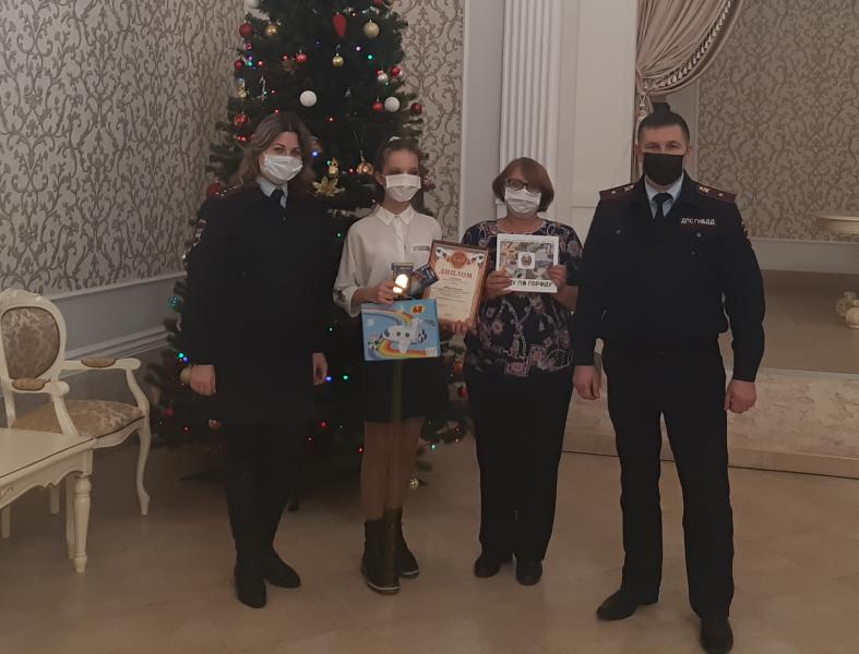 ДИПЛОМ И ПОДАРКИ ПОБЕДИТЕЛЮ