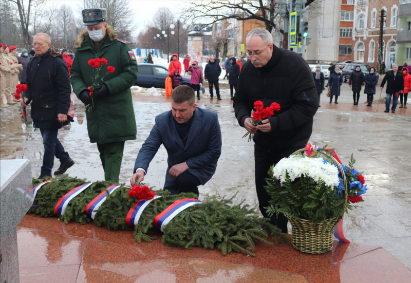 ПОКА О НИХ ПОМНИМ - ЖИВА ТЫ СТРАНА...