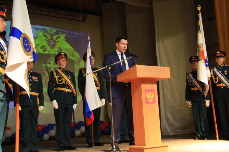 ГУБЕРНАТОР ПООБЕЩАЛ