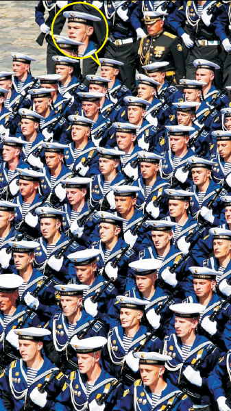 ПАРАД ГУСЕВЦЕВ