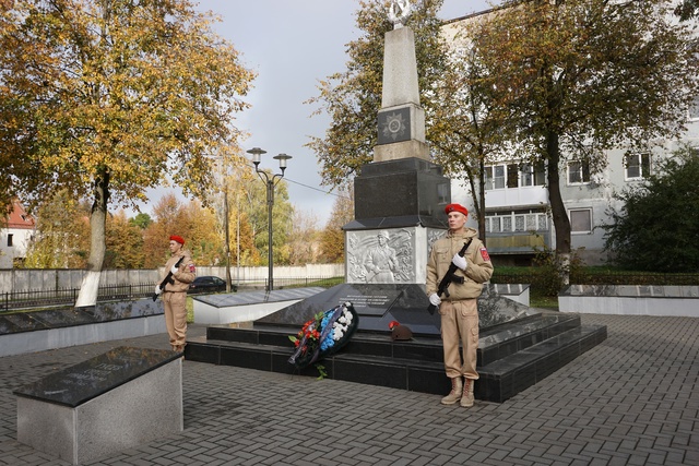 ИТОГИ ПОДВЕДЕНЫ В четверг 7 ноября в актовом зале ДШИ состоялась торжественная...