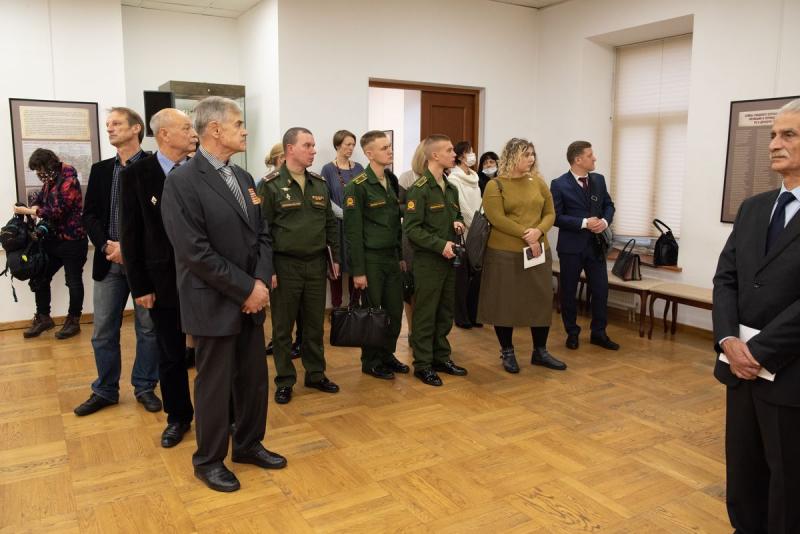 Состоялось открытие выставки «Кремлевские курсанты в годы Великой Отечественной войны»
