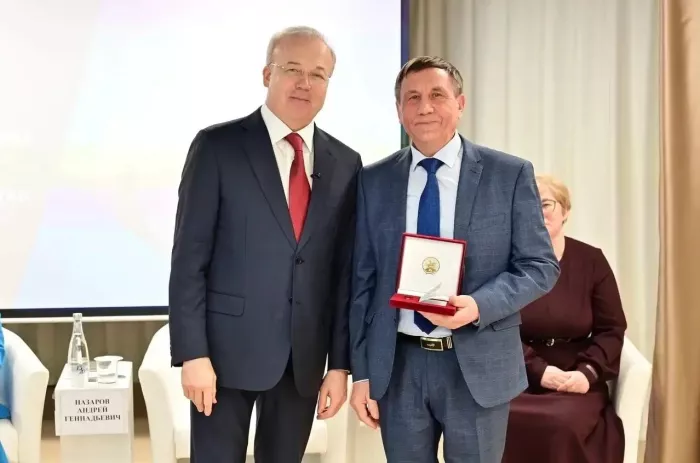 Поздравляем с заслуженной наградой!