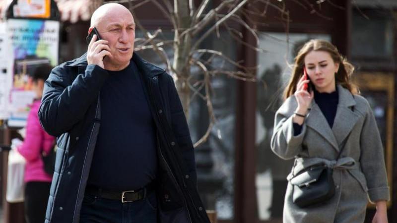 В России с ноября можно будет оформить не более 20 sim-карт на человека