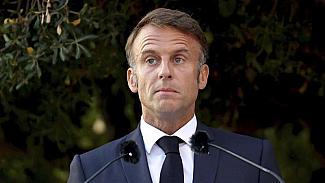 Макрон оказался за пределами топ-50 популярных политиков Paris Match