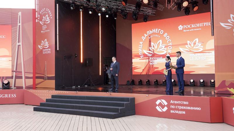 Регионы ДФО представляют свои достижения и культуру на выставке «Улица Дальнего Востока»