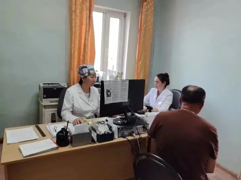Более 2500 жителей четырёх районов Бурятии обследовали мобильные бригады врачей