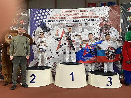 Золото и серебро «Наследников Победы»