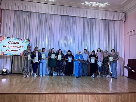 Медицинские сестры Невьянской ЦРБ 15 мая во Дворце культуры отметили свой профессиональный праздник