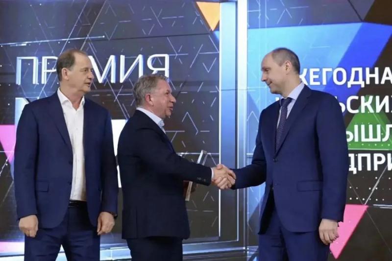 Денис Паслер поблагодарил уральских предпринимателей за вклад в развитие региона