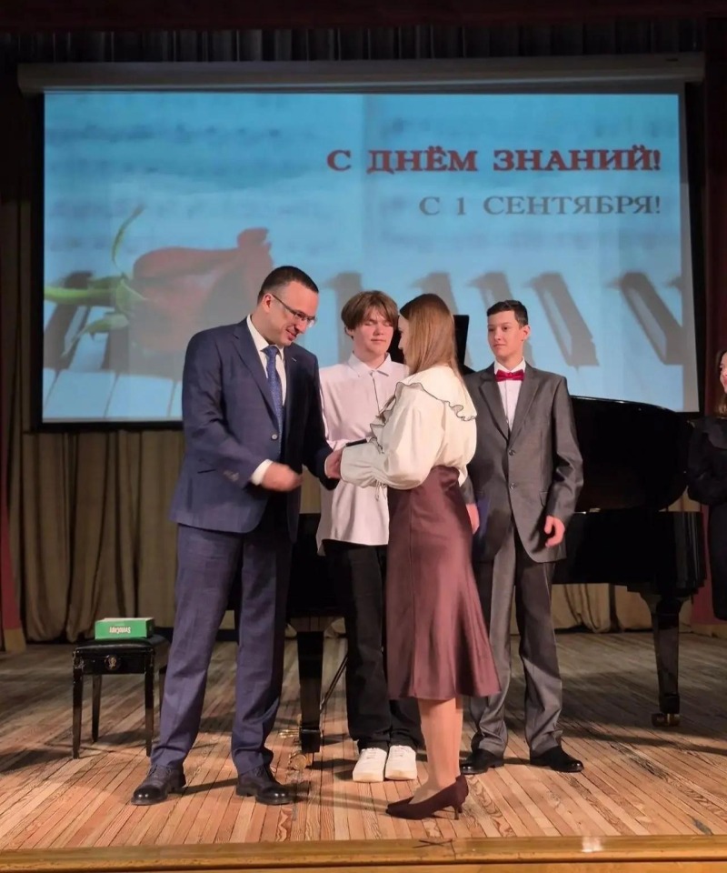 550 тысяч школьников сели за парты в Свердловской области