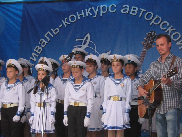Бардовские песни  под музыку дождя