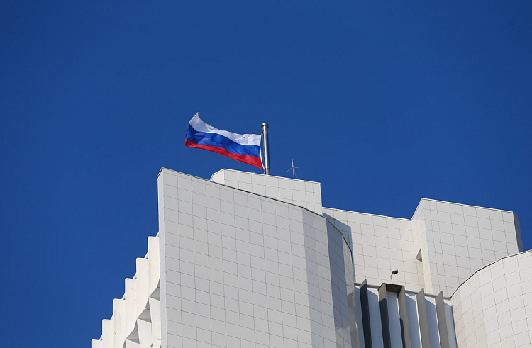 Олег Кожемяко выступил на пленарной дискуссии Дальневосточного МедиаСаммита
