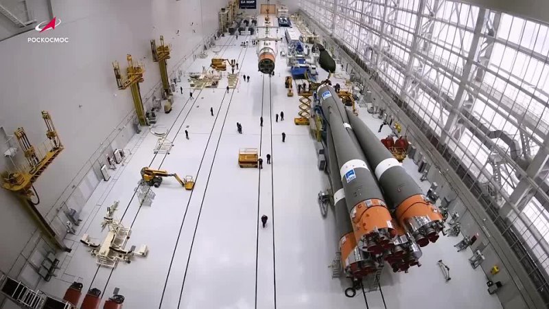 На космодроме собрали ракету Союз-2.1а со спутником Кондор-ФКА  2.