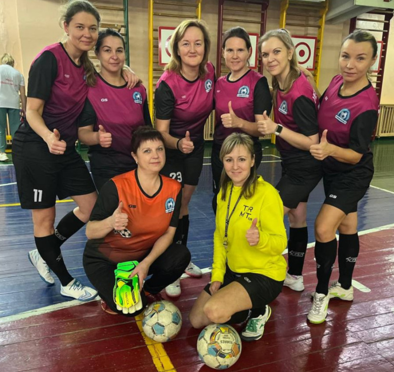 Мамы в мини-футболе