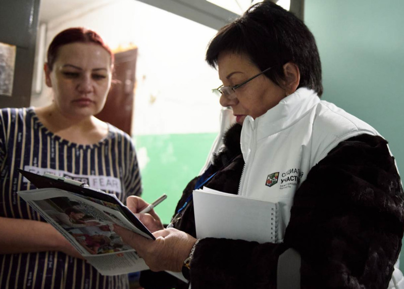 Социальные участковые проводят опрос