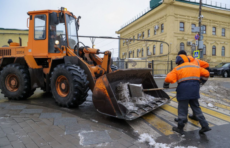 «Горячая» пора для коммунальных служб