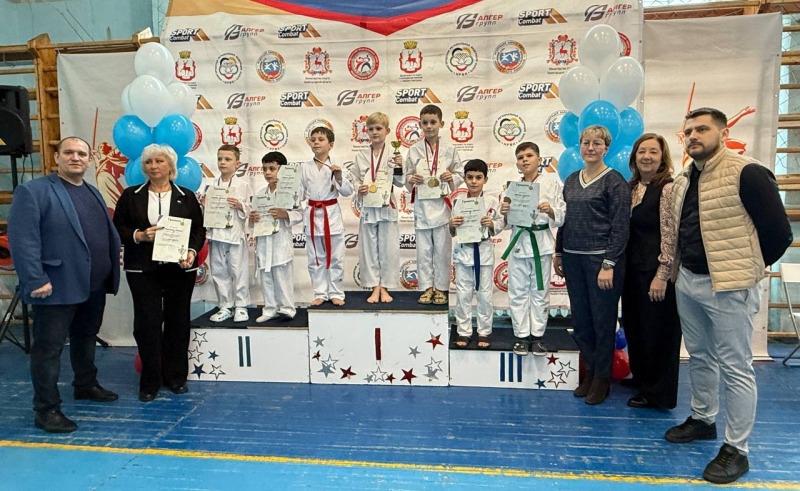 Призёрам и победителям — медали и кубки