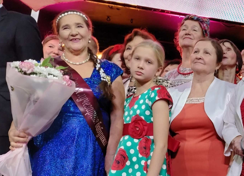 Кто стал супербабушкой?