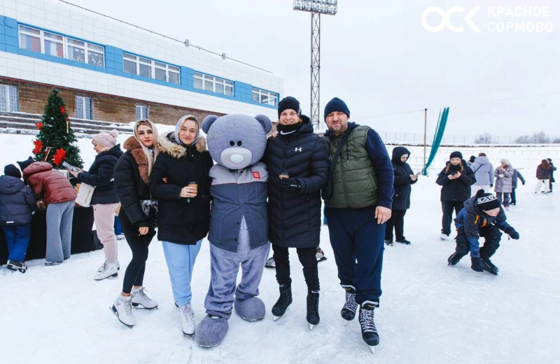 Четыреста улыбок на льду