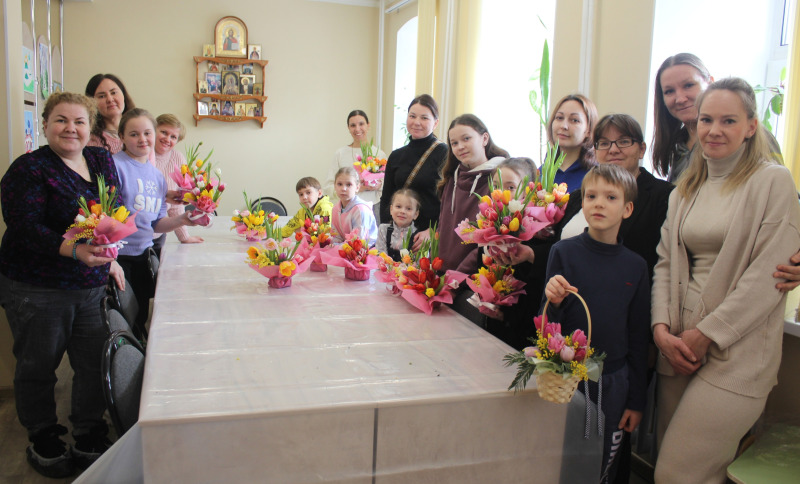 Весенняя палитра для мам