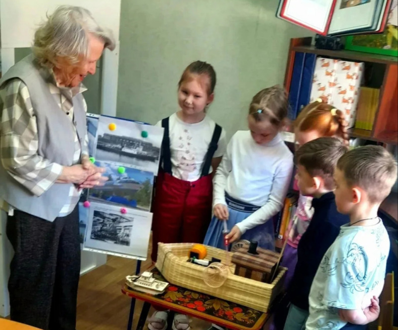 Ветераны судостроения пришли в детский сад