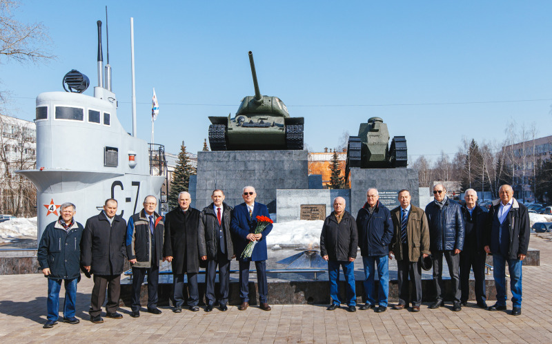 Подводному флоту россии – 120 лет