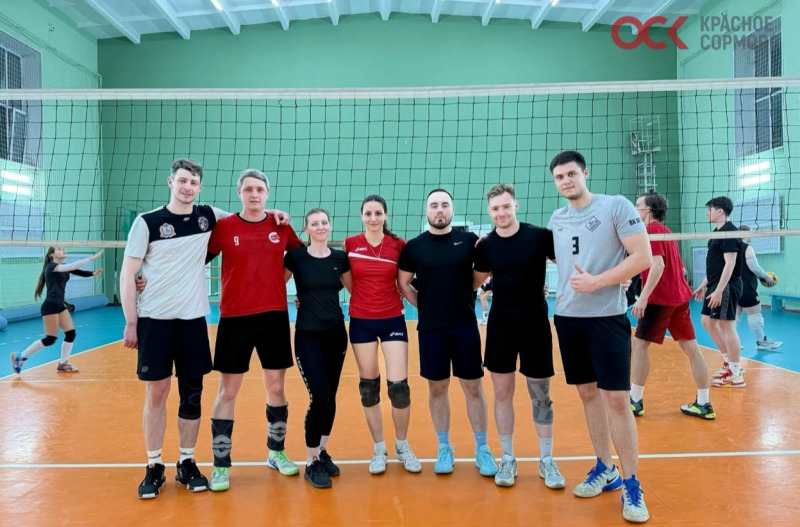 Волейболисты - на пьедестале почёта!