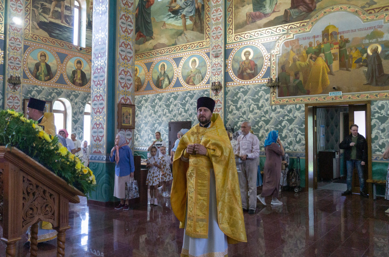 Помолились адмиралу Ушакову