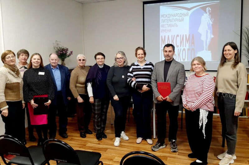 Писатели в гостях у библиотеки