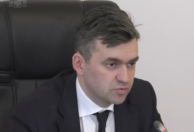 Ямочный ремонт никто не отменял. Глава Ивановской области потребовал навести порядок на дорогах