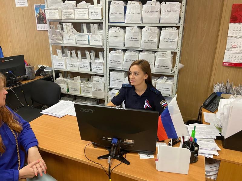 28 августа, в канун Дня знаний, судебные приставы Челябинской области проведут консультирование детей и их законных представителей по вопросам.