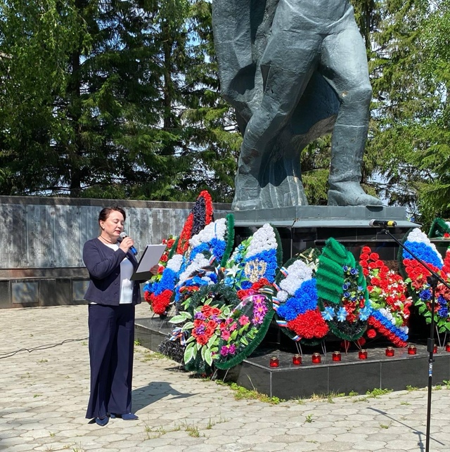 Сегодня на мемориальном комплексе с. Парабель состоялась акция.