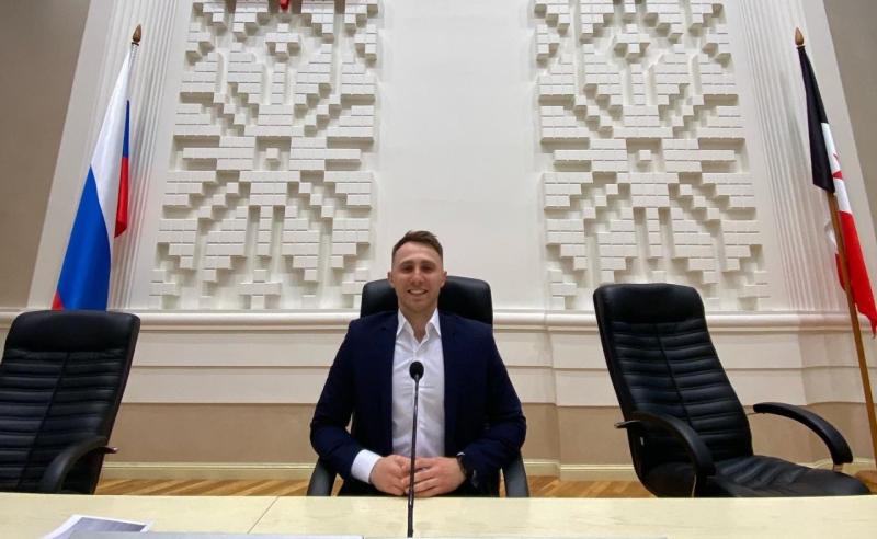 Александр Перевозчиков: Молодежный парламент координирует волонтерскую помощь в ситуации пандемии