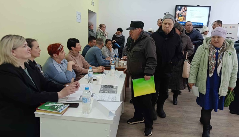 На ярмарке трудоустройства было представлено более 250 вакансий