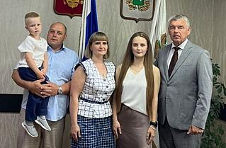 Выпускники-медалисты – гордость района. В этом году в Первомайском районе – девять медалистов, в Асиновском – семь, в Зырянском – один