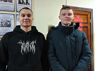 Новобранцы, в строй!
