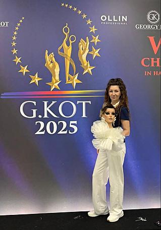 Наталья Макарова стала первым асиновским бьюти-мастером, принявшим  участие в мировом чемпионате «G.Кот 2025. Подиум планеты»