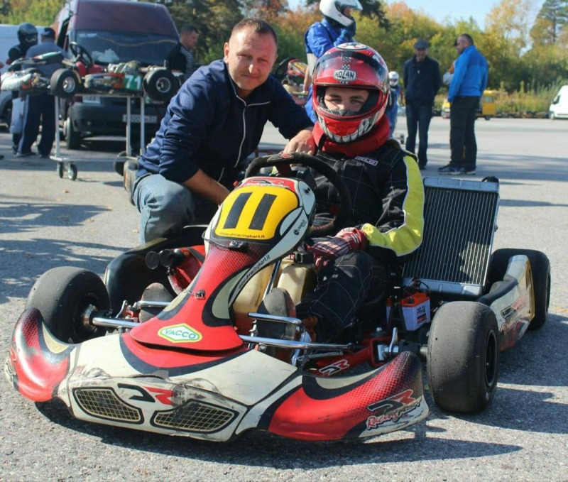 Погнал дальше! Неоднократный победитель и призёр Кубка Сибири, чемпион Томской области по картингу Михаил Крутовпродолжает заниматься спортом