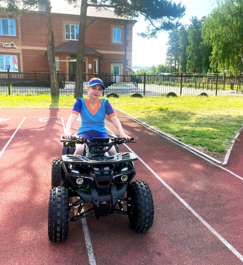 Ася по имени Соня. Кавээнщица, артистка, волонтёр – всё это о студентке второго курса АТпромИС Соне Денисовой, с недавнего времени «назначенной» символом нашего города